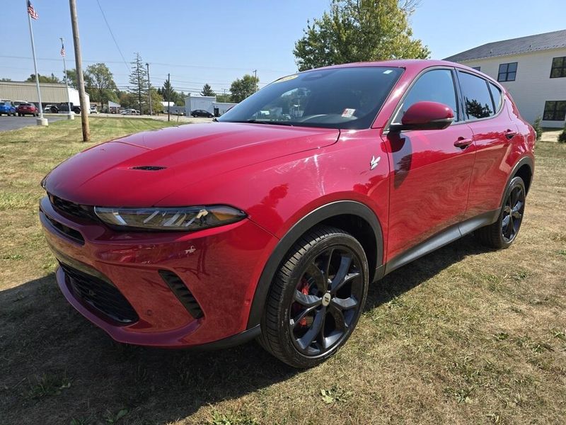 2023 Dodge Hornet GT Plus photo 2
