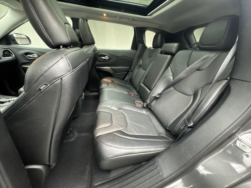 2022 Jeep Cherokee LimitedImage 20