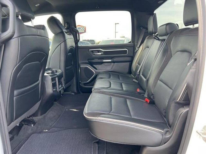 2024 RAM 1500 LaramieImage 18