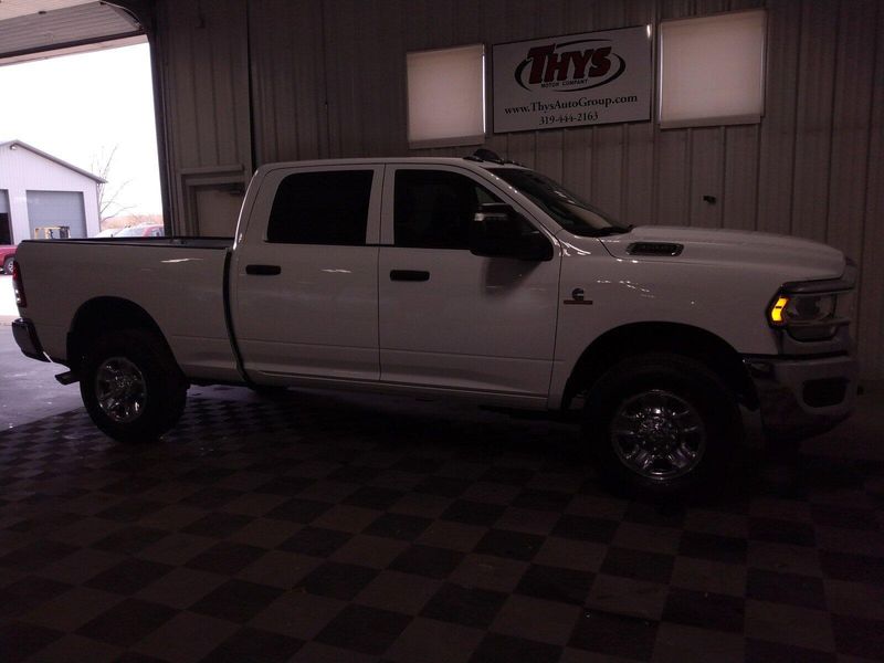 2024 RAM 3500 Tradesman Crew Cab 4x4 6