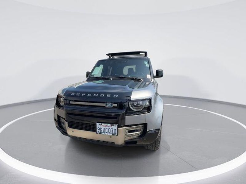 Used 2021 Land Rover Defender XImage 3