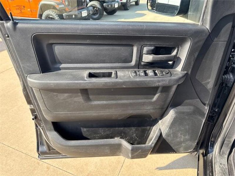 2022 Ram 2500 Tradesman photo 19