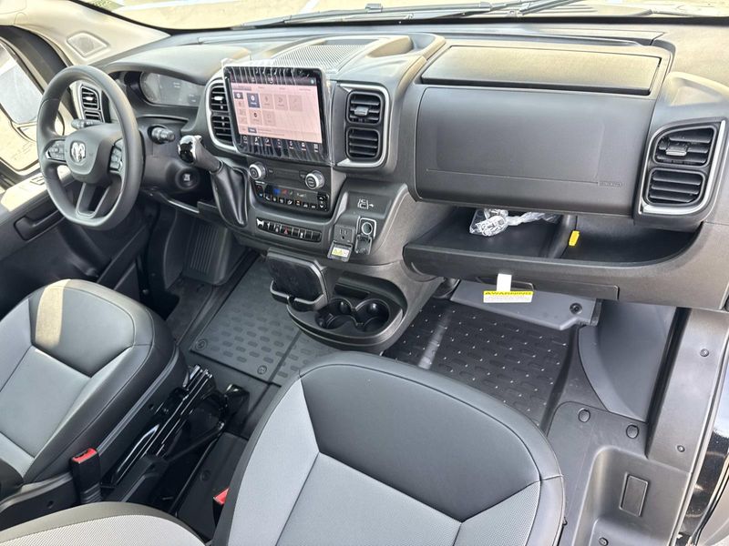 New 2026 RAM Promaster 1500 Slt Cargo Van High Roof 136' Wb