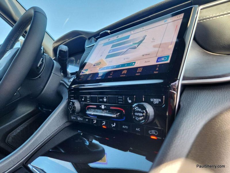 New 2025 Jeep Grand Cherokee L Limited 4x4