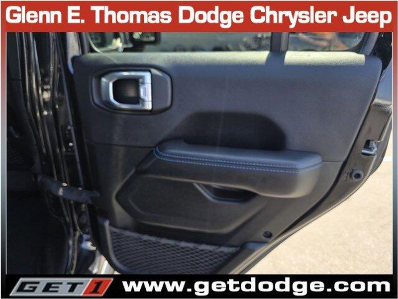 2021 Jeep Wrangler 4xe Unlimited Rubicon photo 22