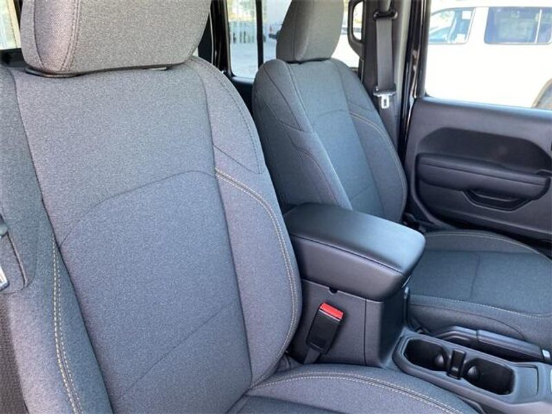 2025 Jeep Wrangler 4-door Sport SImage 11