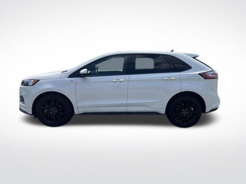 2022 Ford Edge ST Line