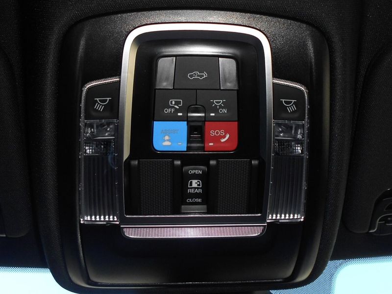 2025 RAM 1500 Big Horn Crew Cab 4x4 5