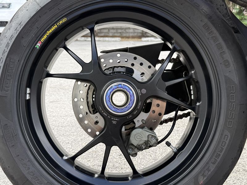 2022 Ducati Streetfighter V4 S