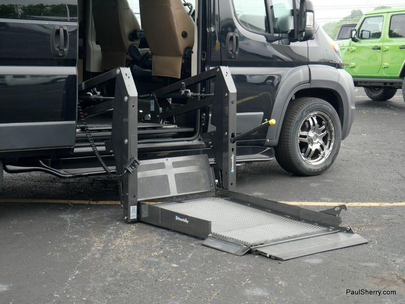 2018 RAM ProMaster 1500 Low RoofImage 9