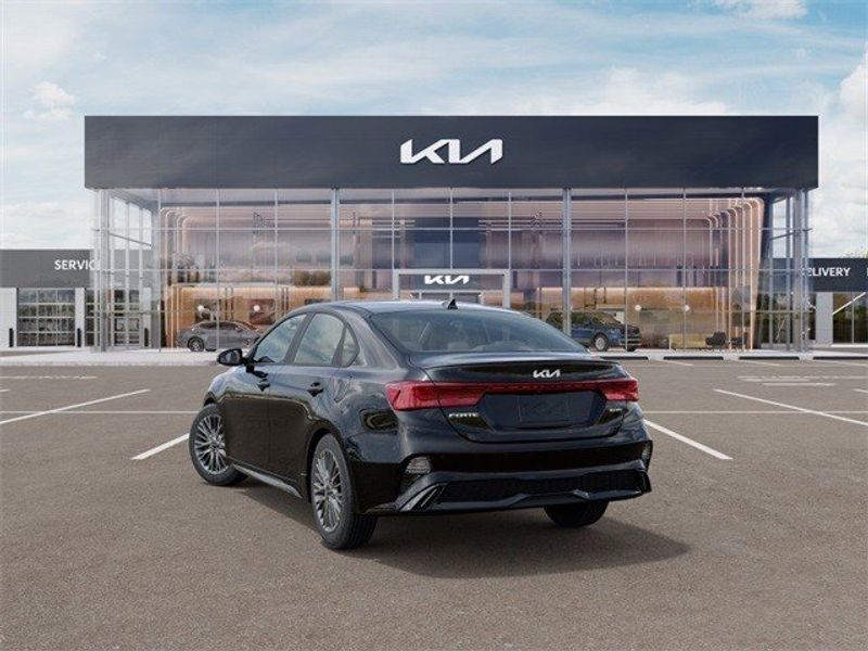 2024 Kia Forte GT-LineImage 4