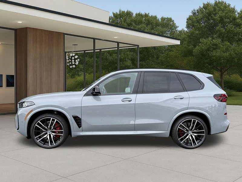 New 2026 BMW X5 M60iImage 12