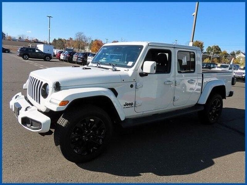 2021 Jeep Gladiator OverlandImage 1