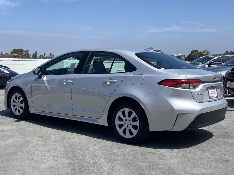 2024 Toyota Corolla LEImage 6