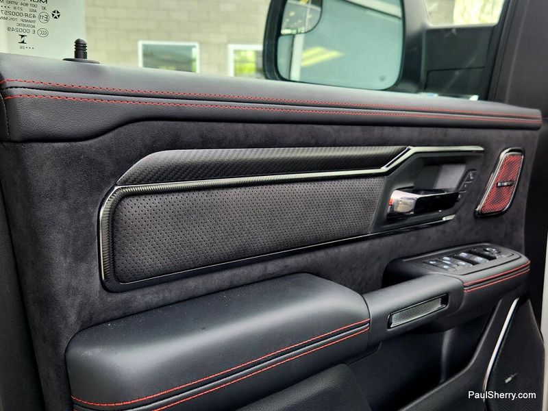 New 2026 RAM 1500 Rho Crew Cab 4x4 5'7' Box