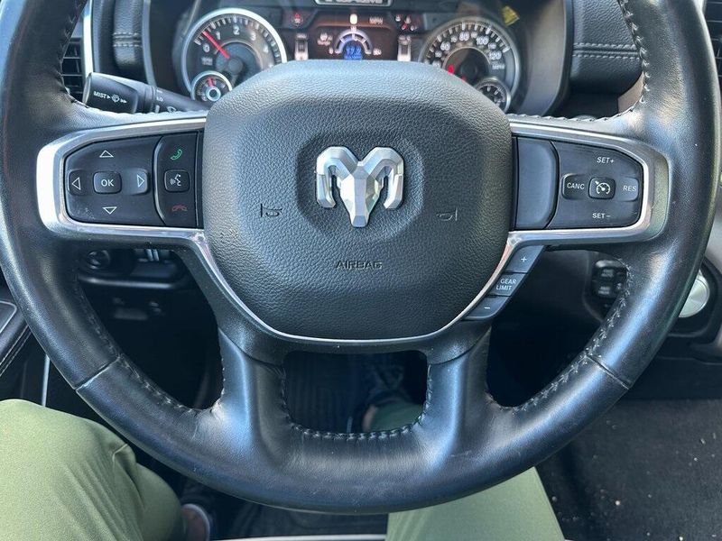 2022 Ram 1500 Laramie photo 2