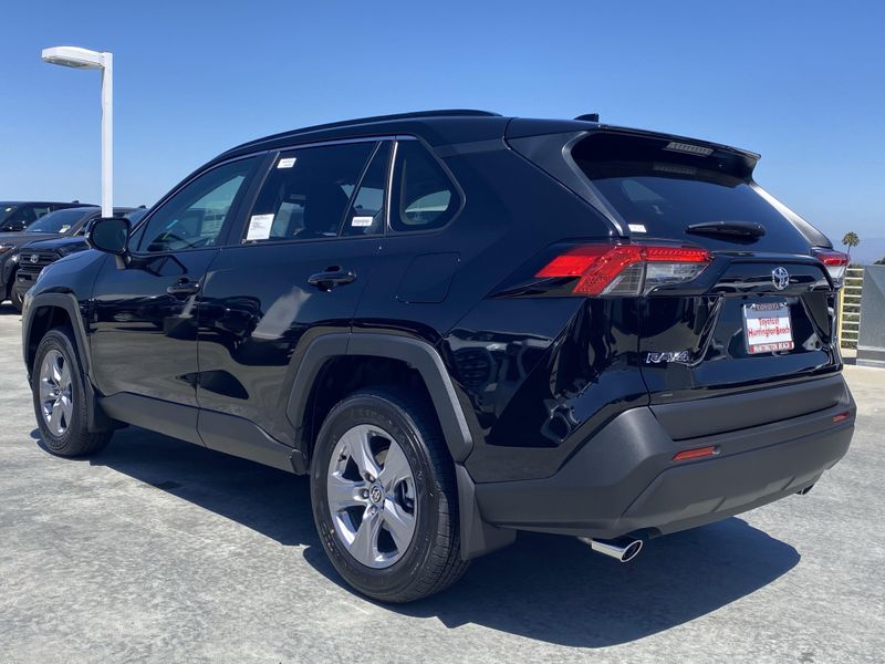 New 2025 Toyota RAV4 XLEImage 5