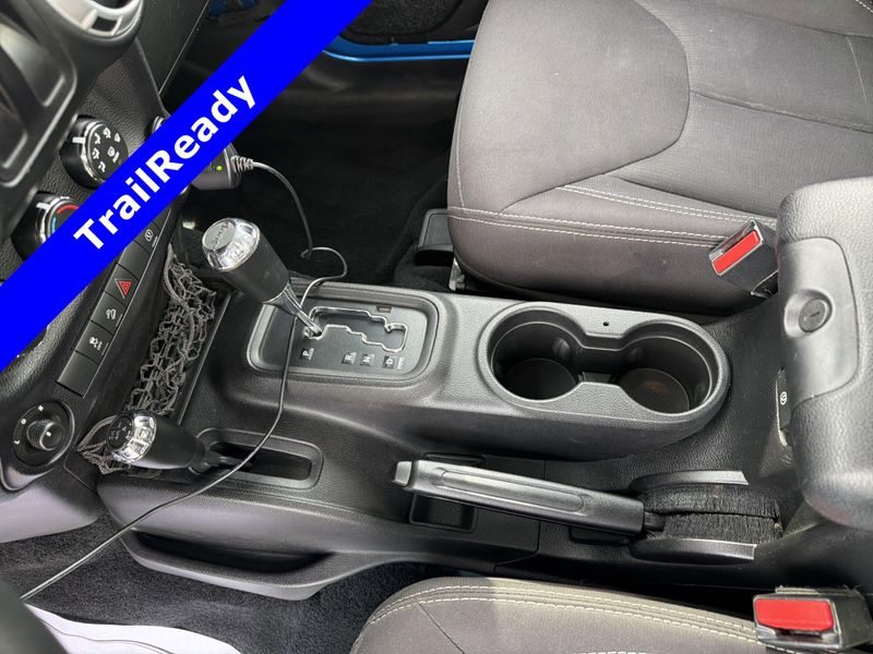 Used 2015 Jeep Wrangler JK RubiconImage 27