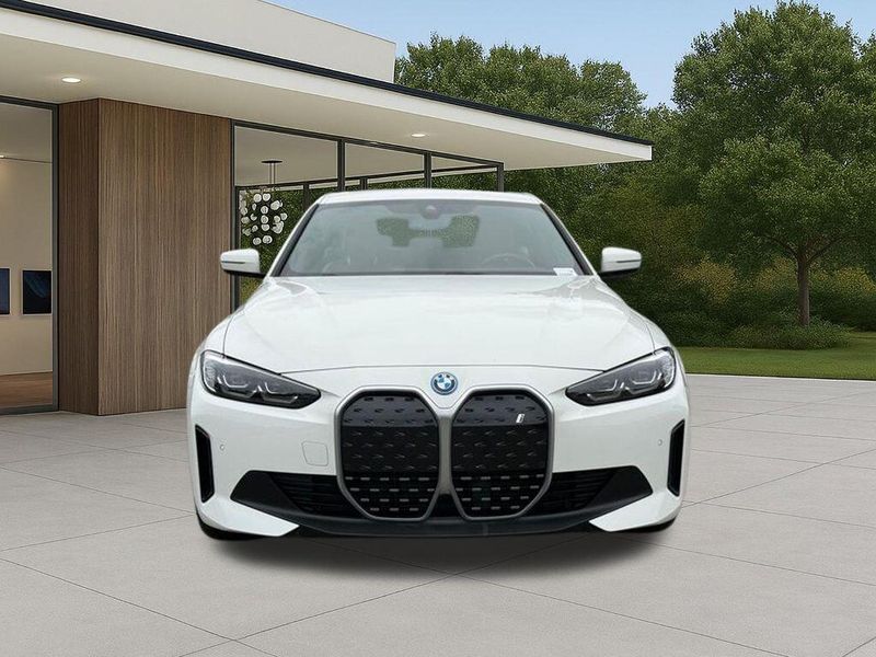 Used 2023 BMW i4 eDrive35Image 4