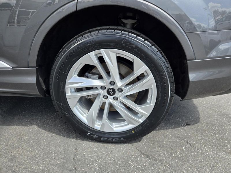 Used 2022 Audi Q7 Premium Plus 55 TFSI quattro