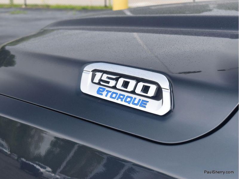 2025 RAM 1500 Big Horn Crew Cab 4x4 5