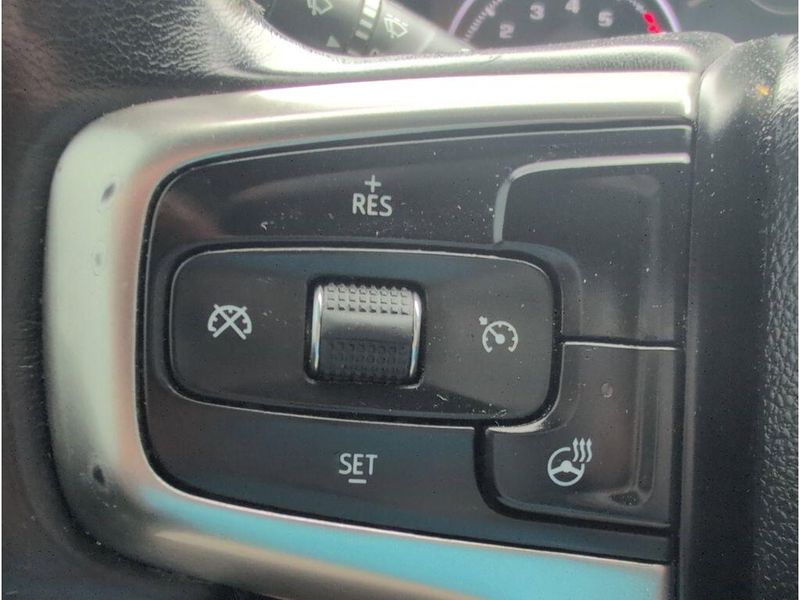 Used 2020 Chevrolet Silverado 1500 RSTImage 24