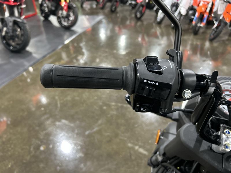 2025 Honda Navi Image 16