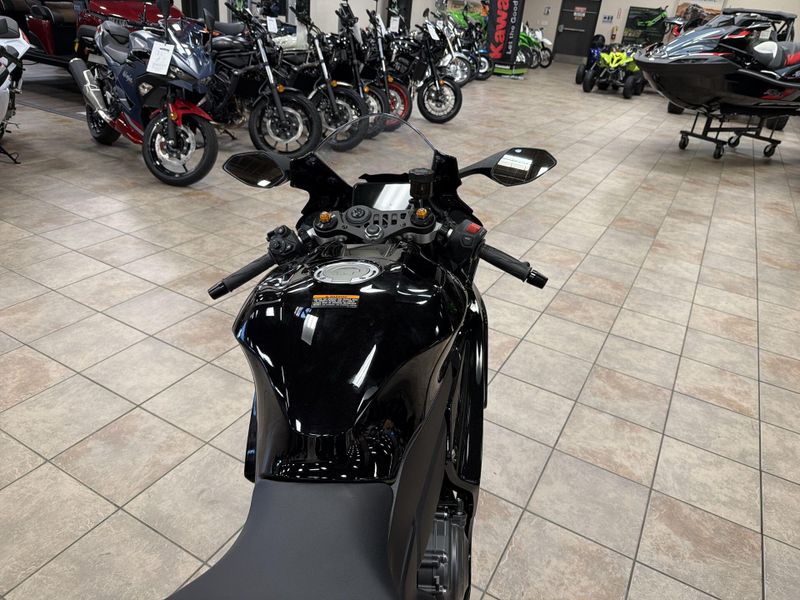 Used 2026 Yamaha YZF-R7 CA Image 25