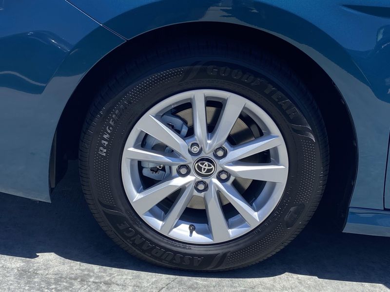 New 2025 Toyota Camry Image 8