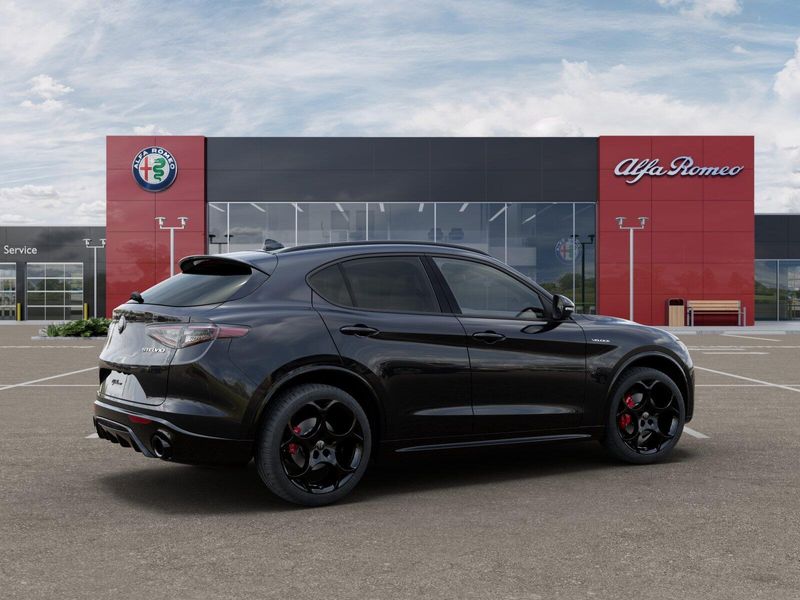 New 2025 Alfa Romeo Stelvio AwdImage 28