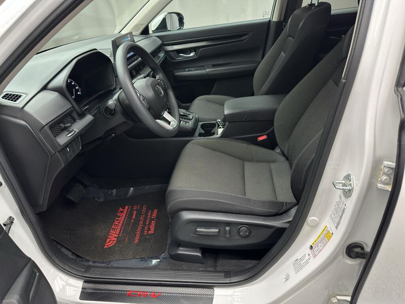Used 2025 Honda Cr-V EXImage 8