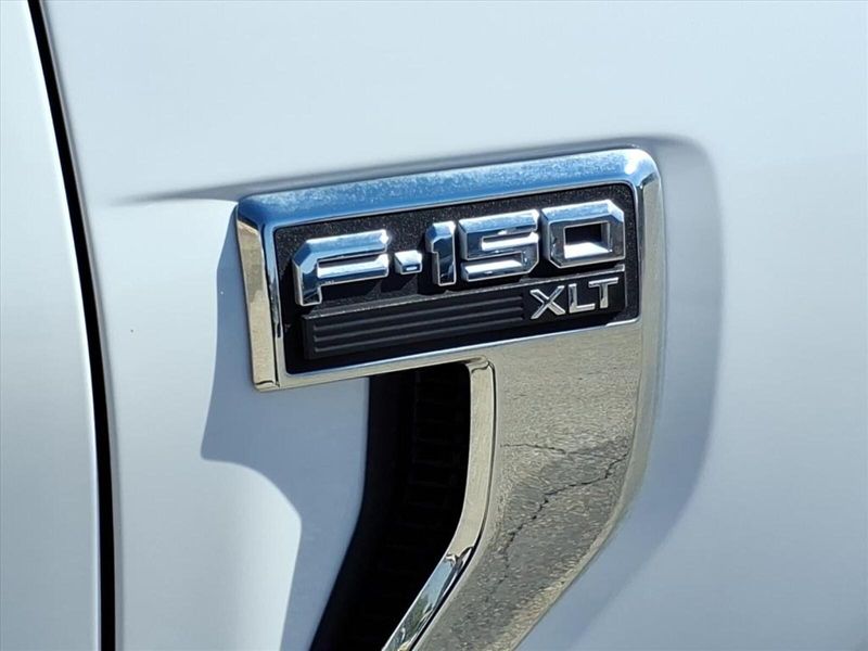 2021 Ford F-150 XLT photo 3