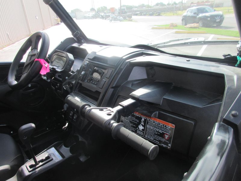USED 2026 KAWASAKI TERYX KRX41000 BLACKOUT EDITION Image 16