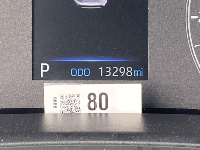 2024 Toyota Corolla LEImage 8