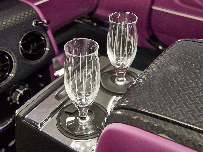 New 2026 Rolls-Royce Cullinan Black BadgeImage 25