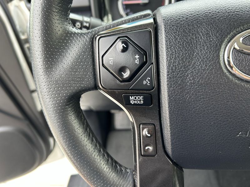 Used 2021 Toyota 4Runner TRD Off-Road PremiumImage 29
