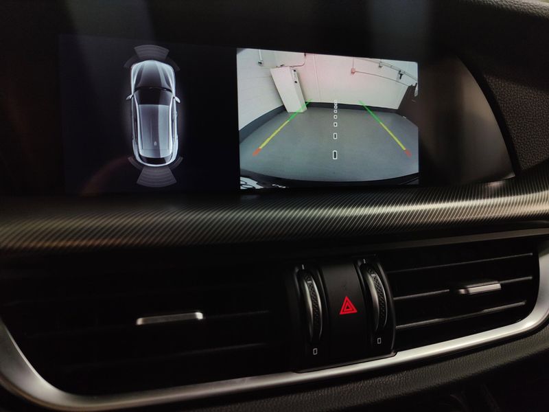 2024 Alfa Romeo Stelvio Veloce AWD w/Activ AsstImage 28