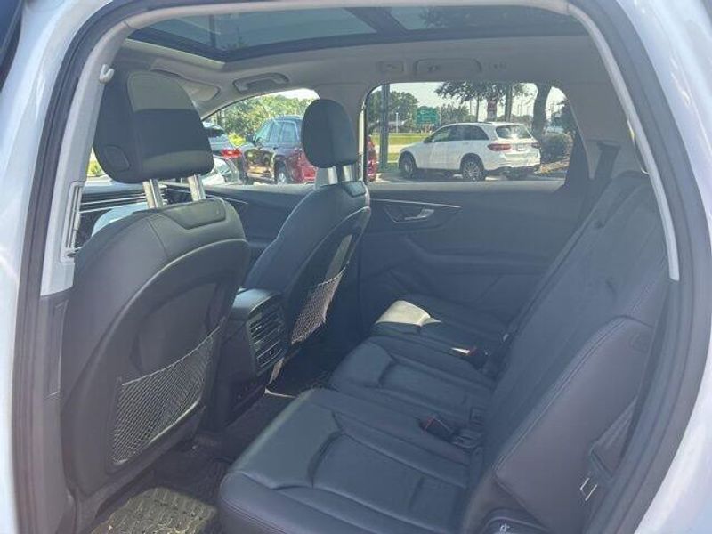 Used 2023 Audi Q7 Premium