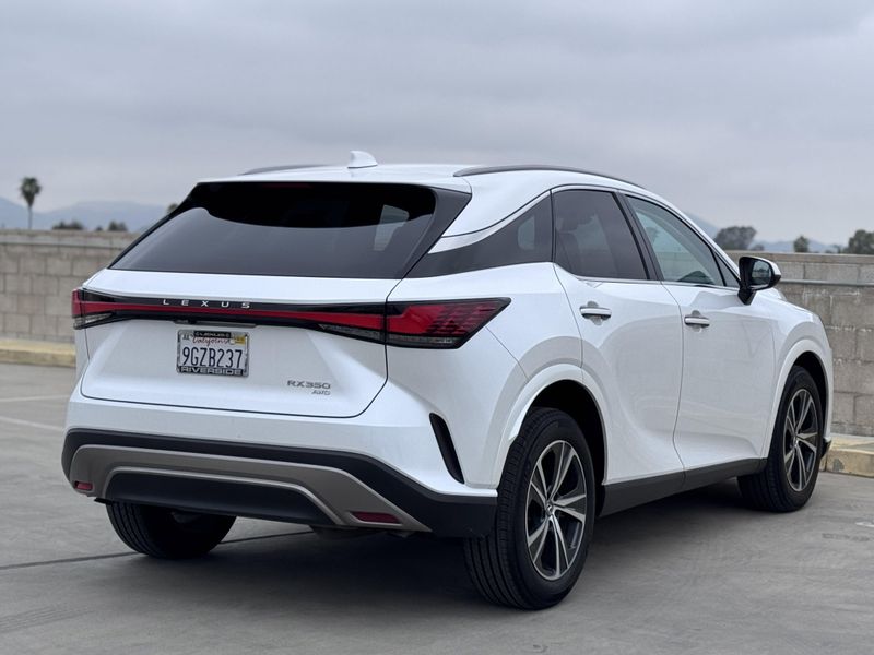 2023 Lexus RX 350Image 12