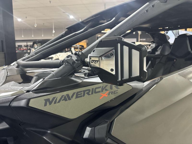 New 2026 Can-Am MAVERICK R MAX X RC WITH SMART-SHOX 999T DCT Image 22