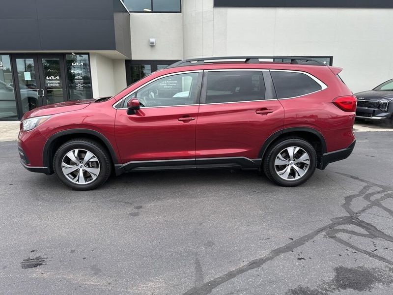 Used 2019 Subaru Ascent PremiumImage 8