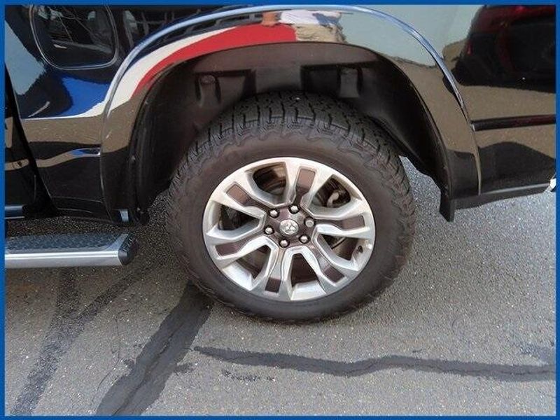 2022 RAM 1500 Laramie LonghornImage 4