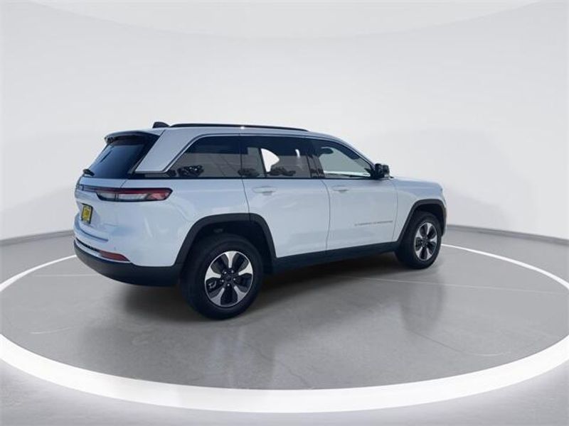 2024 Jeep Grand Cherokee 4xeImage 8