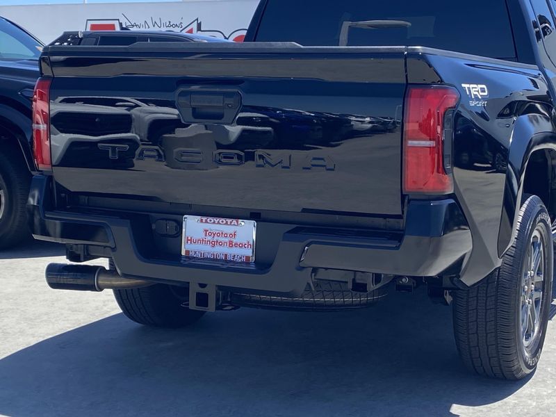 Used 2025 Toyota Tacoma TRD SportImage 4