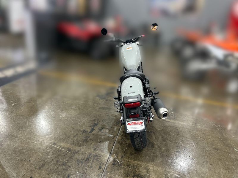 New 2026 Honda REBEL 300 E-CLUTCH Image 15