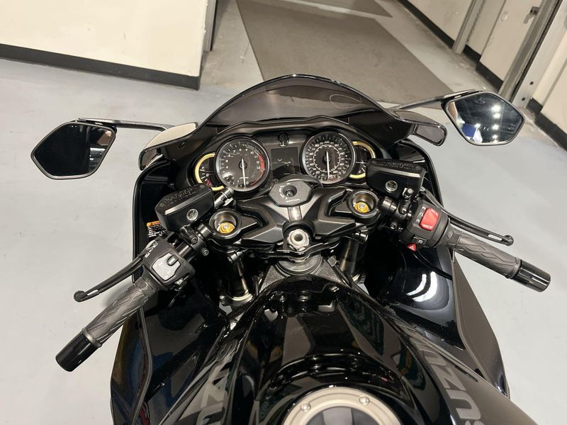 2025 Suzuki Hayabusa Image 14