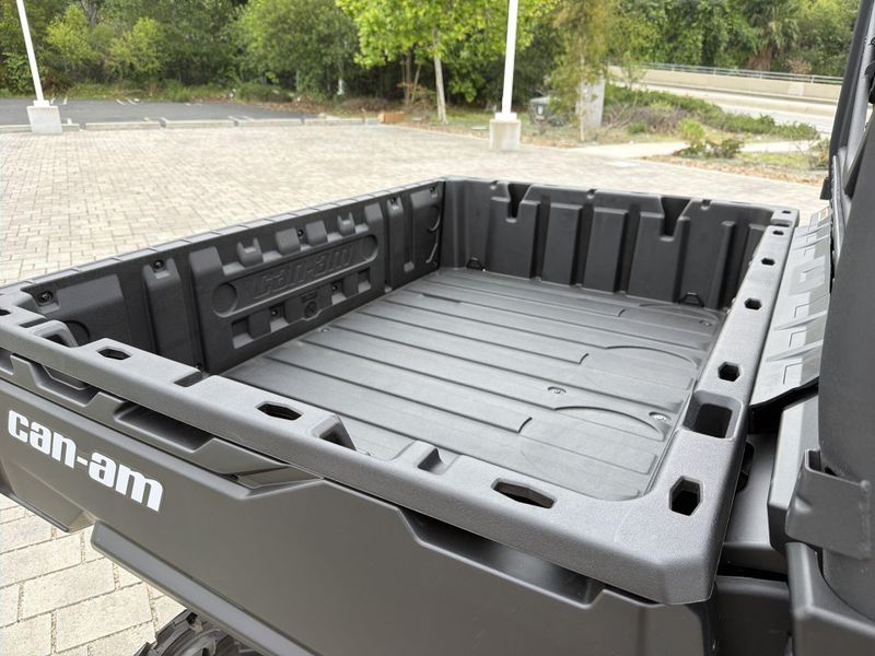 New 2026 Can-Am DEFENDER MAX DPS HD9 Image 29