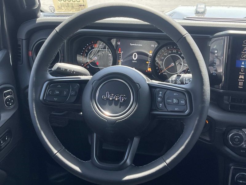 New 2026 Jeep Wrangler 4-door Rubicon X