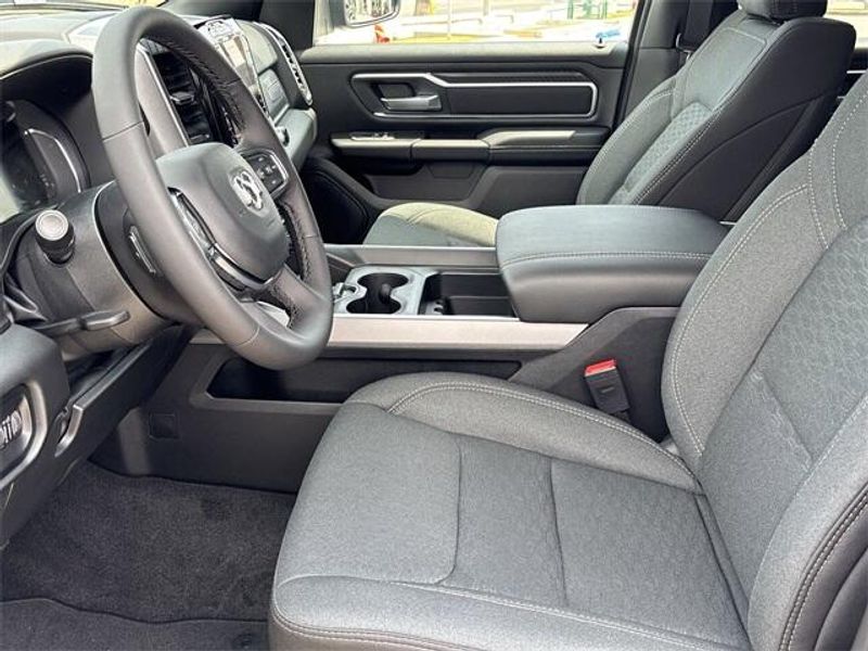 2025 RAM 1500 Big Horn Crew Cab 4x4 5