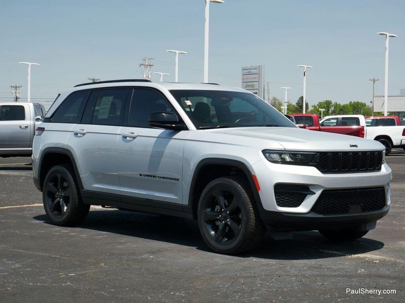 2022 Jeep Grand Cherokee FreedomImage 14